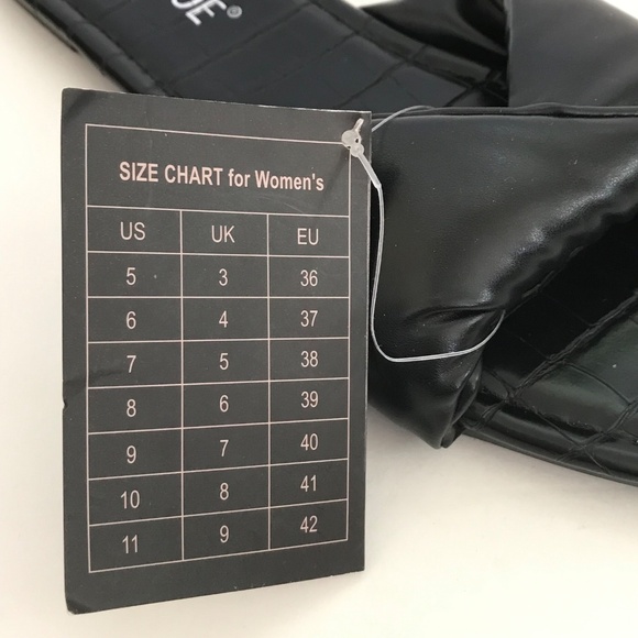 MUSSHOE Slip On Slide Sandals Black Flats Women’s Size 7 NWT - Picture 15 of 16